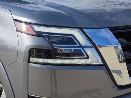 2023 Nissan Armada SV 2WD