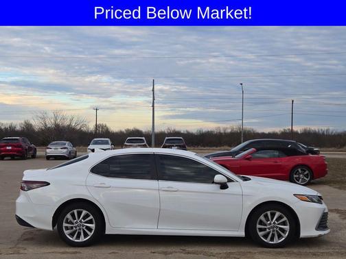 2021 Toyota Camry LE