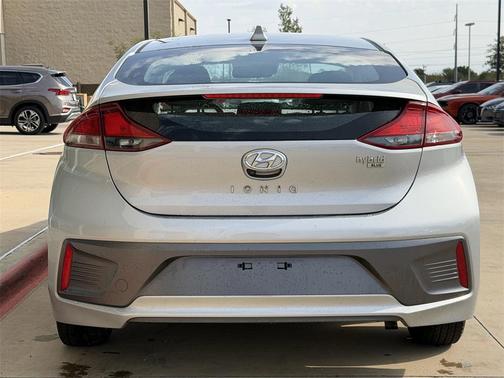 2020 Hyundai IONIQ Hybrid Blue