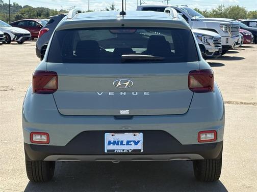 2025 Hyundai VENUE Limited