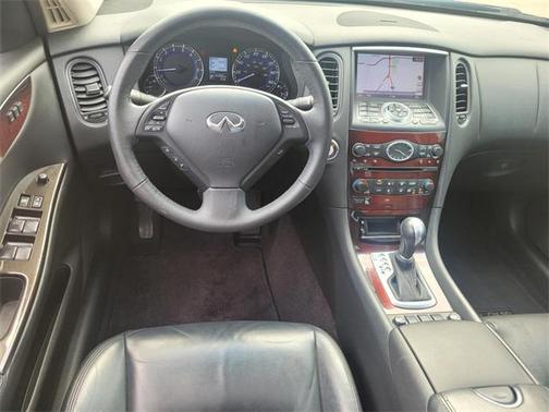 2017 INFINITI QX50 Base