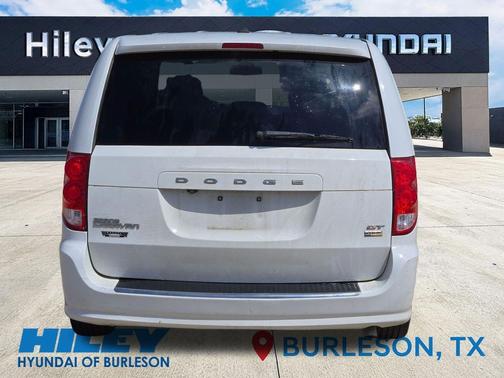 White Knuckle Clearcoat 2019 Dodge Grand Caravan GT