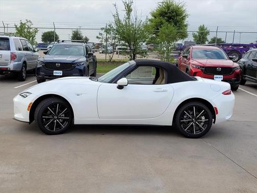 2025 Mazda MX-5 Miata Grand Touring