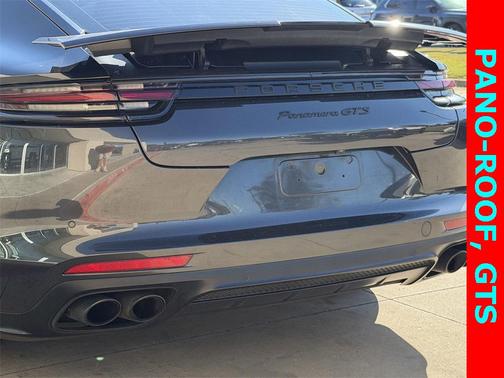 2019 Porsche Panamera GTS