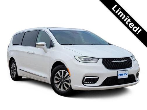 2022 Chrysler Pacifica Hybrid Limited