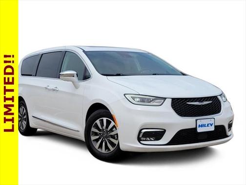 2022 Chrysler Pacifica Hybrid Limited