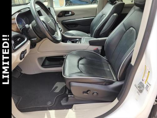 2022 Chrysler Pacifica Hybrid Limited