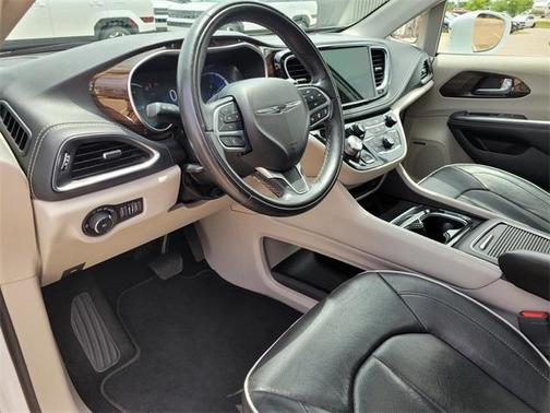 2022 Chrysler Pacifica Hybrid Limited