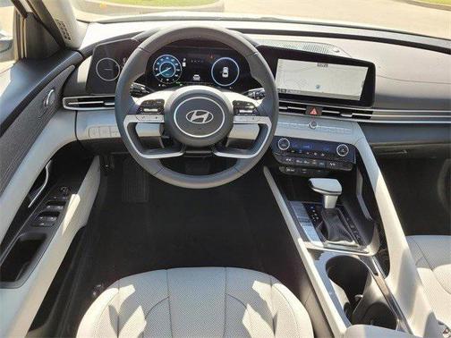 2025 Hyundai ELANTRA HEV Limited