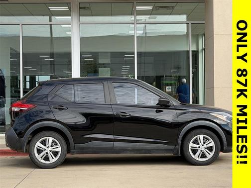 2020 Nissan Kicks S
