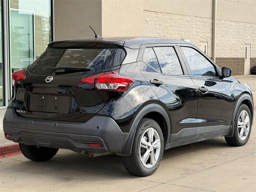 2020 Nissan Kicks S