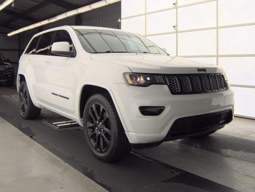 2019 Jeep Grand Cherokee Altitude