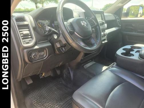 2020 RAM 2500 Tradesman Crew Cab 4X2 8' Box