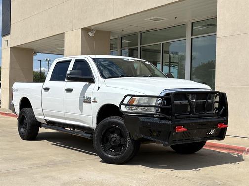 2018 RAM 2500 Tradesman Crew Cab 4x4 6'4' Box