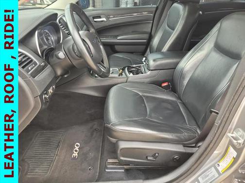 2016 Chrysler 300 Limited