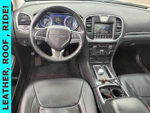 2016 Chrysler 300 Limited