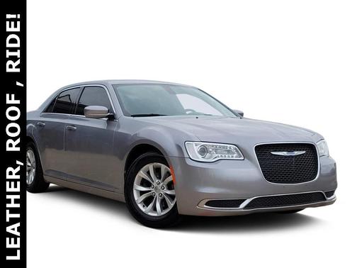 2016 Chrysler 300 Limited