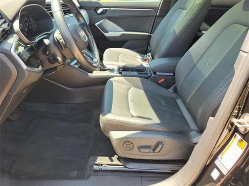2021 Audi Q3 45 S line Premium