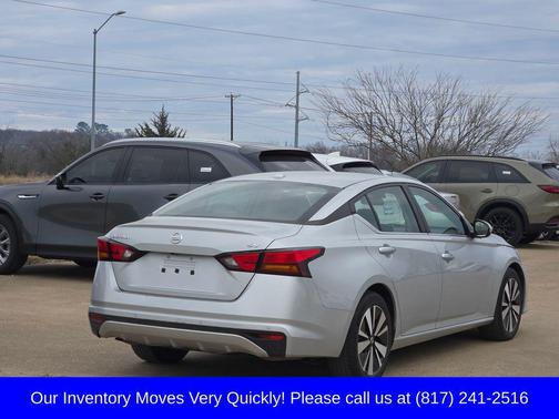 2022 Nissan Altima 2.5 SV