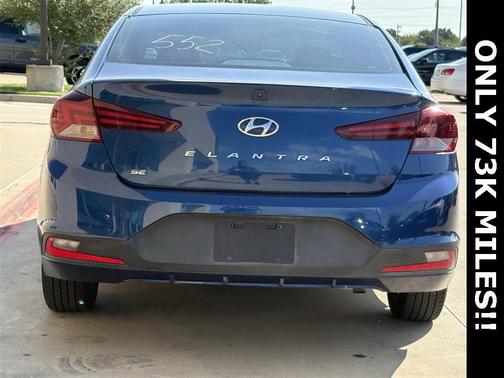 2019 Hyundai ELANTRA SE
