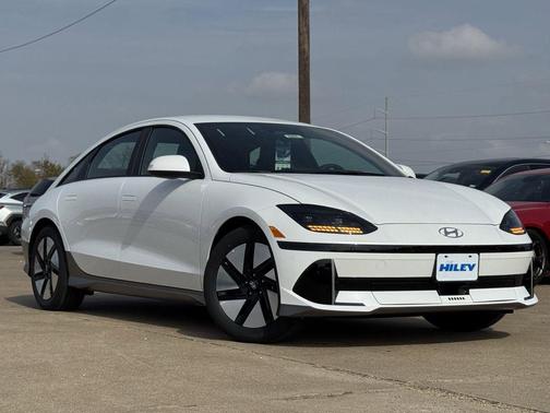 2025 Hyundai IONIQ 6 SE