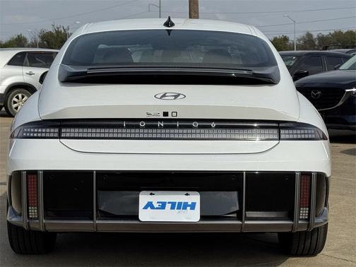 2025 Hyundai IONIQ 6 SE