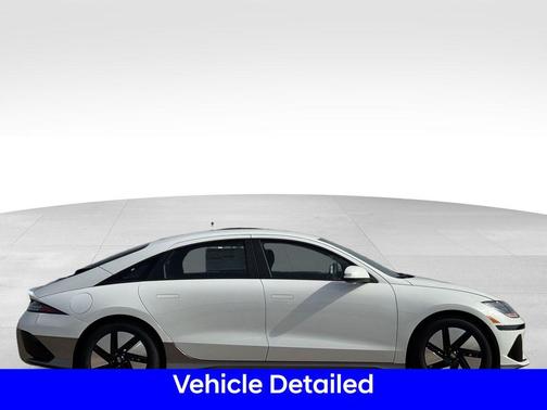 2025 Hyundai IONIQ 6 SE