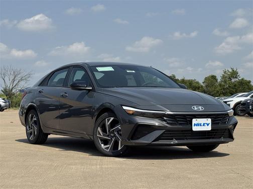 2025 Hyundai ELANTRA Sport