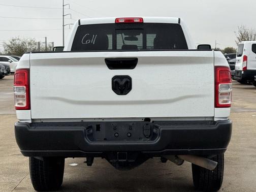 2023 RAM 3500 Tradesman Crew Cab 4x2 8' Box