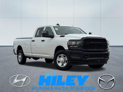 2023 RAM 3500 Tradesman Crew Cab 4x2 8' Box