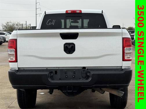 2023 RAM 3500 Tradesman Crew Cab 4x2 8' Box