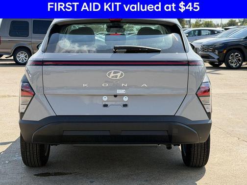 2026 Hyundai KONA SE