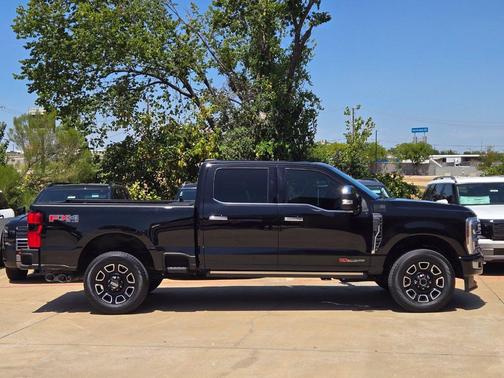 Agate Black Metallic 2024 Ford F-250 Platinum