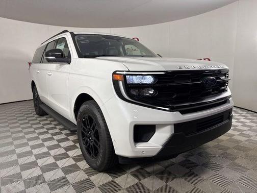 2025 Ford Expedition Max Active 4x2