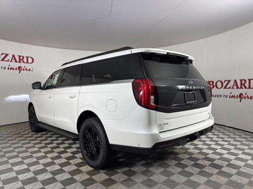 2025 Ford Expedition Max Active 4x2