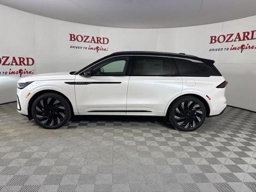 2025 Lincoln Nautilus Black Label