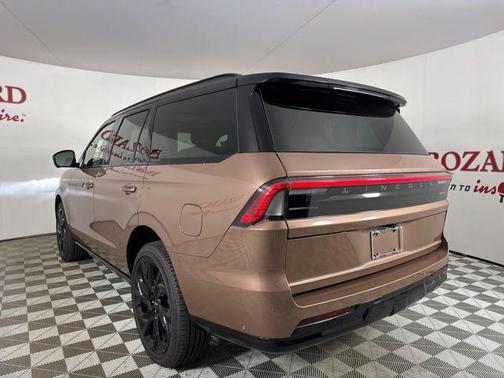 2025 Lincoln Navigator Black Label