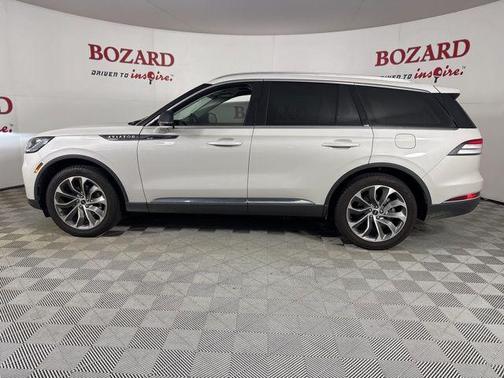 2025 Lincoln Aviator Premiere
