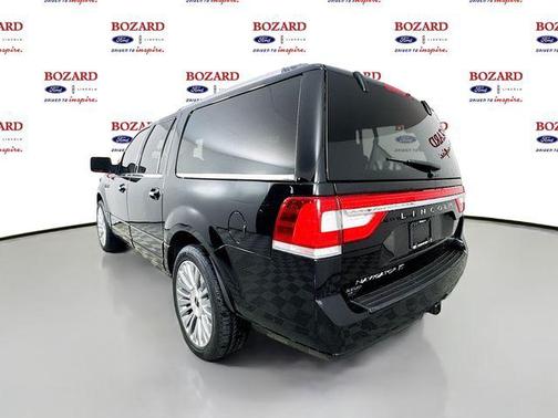 2017 Lincoln Navigator Select
