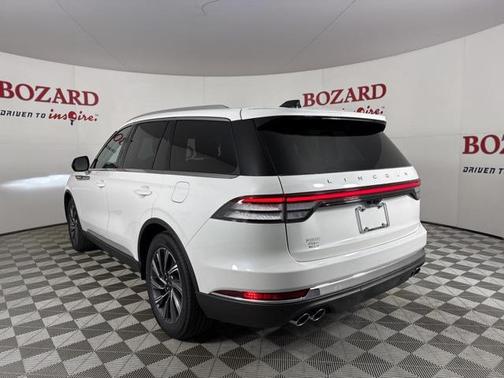 2025 Lincoln Aviator Premiere