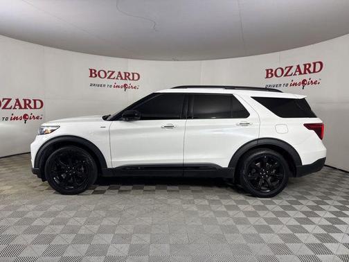 2023 Ford Explorer ST-Line