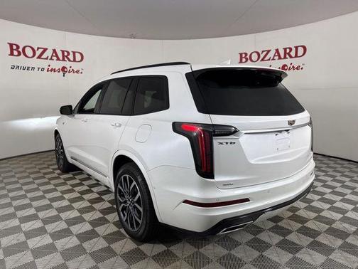 2025 Cadillac XT6 Sport AWD
