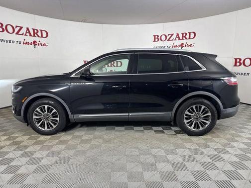 2020 Lincoln Nautilus Standard