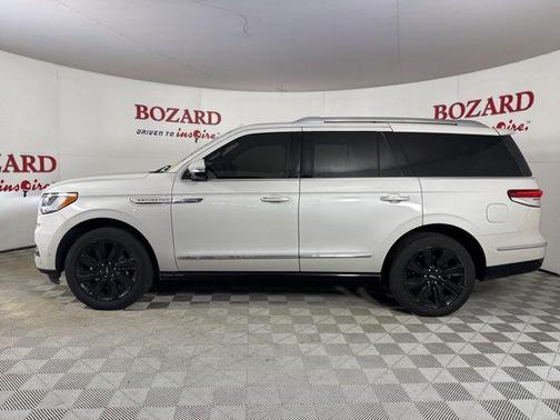 2023 Lincoln Navigator Reserve