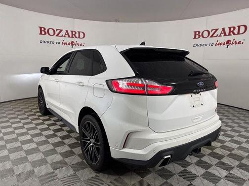 2022 Ford Edge ST
