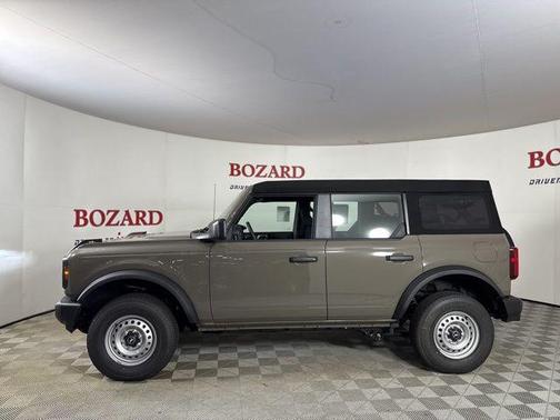 2025 Ford Bronco Base