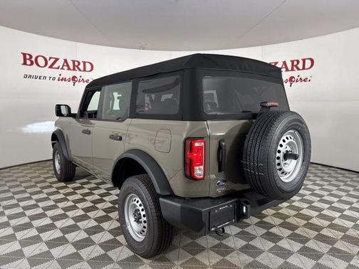 2025 Ford Bronco Base