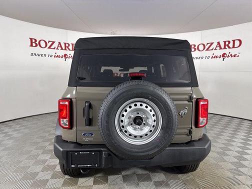 2025 Ford Bronco Base