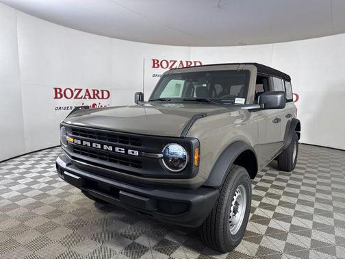 2025 Ford Bronco Base