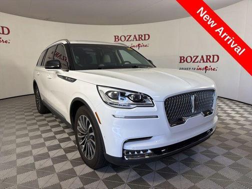 Pristine White Metallic Tri-Coat 2022 Lincoln Aviator Reserve AWD